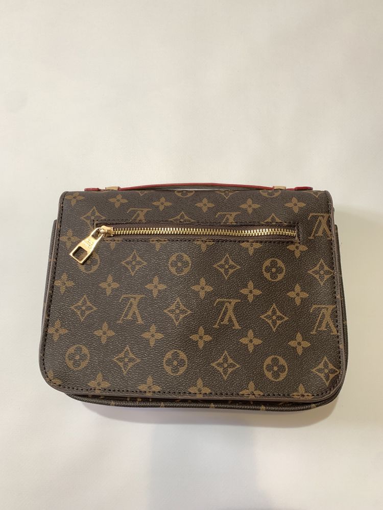 Сумка Louis Vuitton