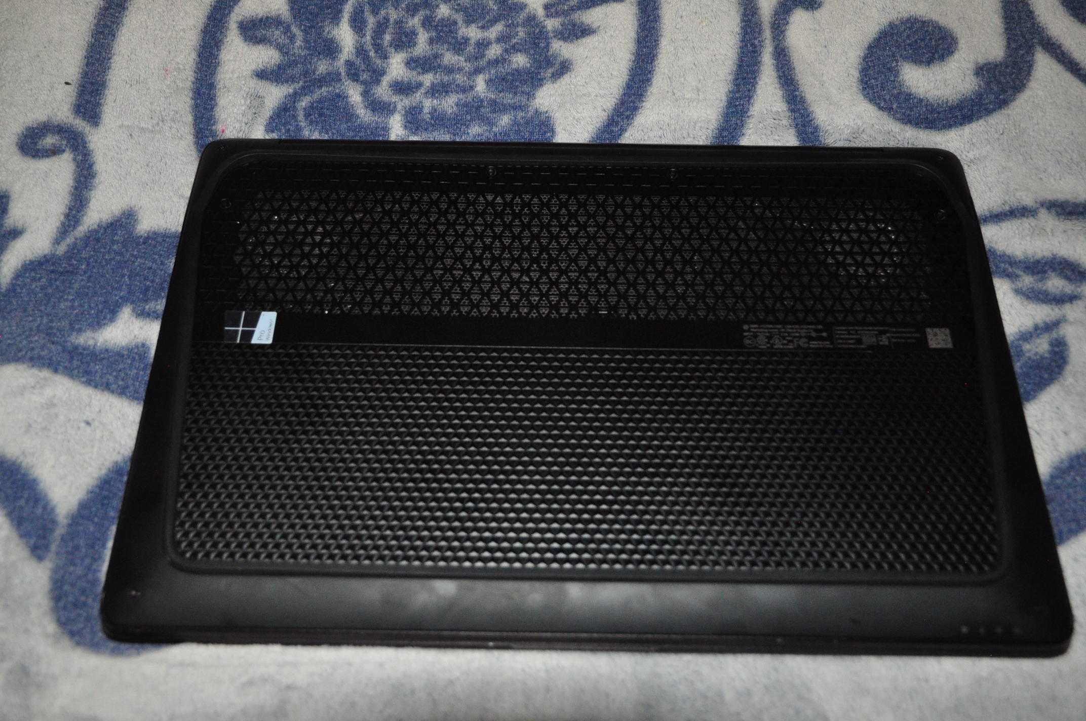 HP Zbook studio G3 15.6 XEON E3-1505M/8GB/256Gb SSD/Quadro M1000M 4Gb