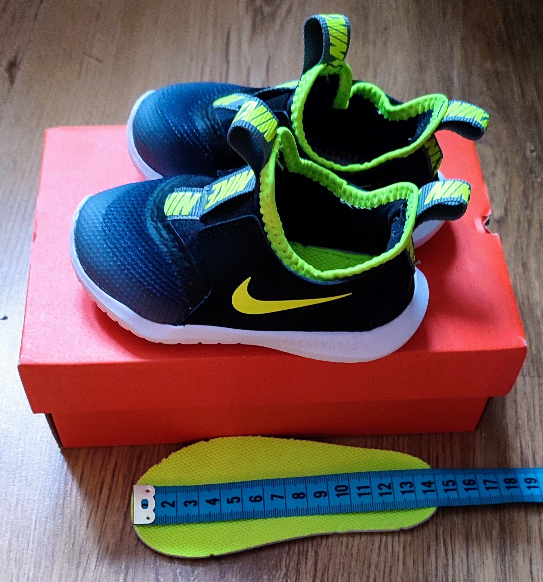 Buty sportowe Nike - rozmiar 22