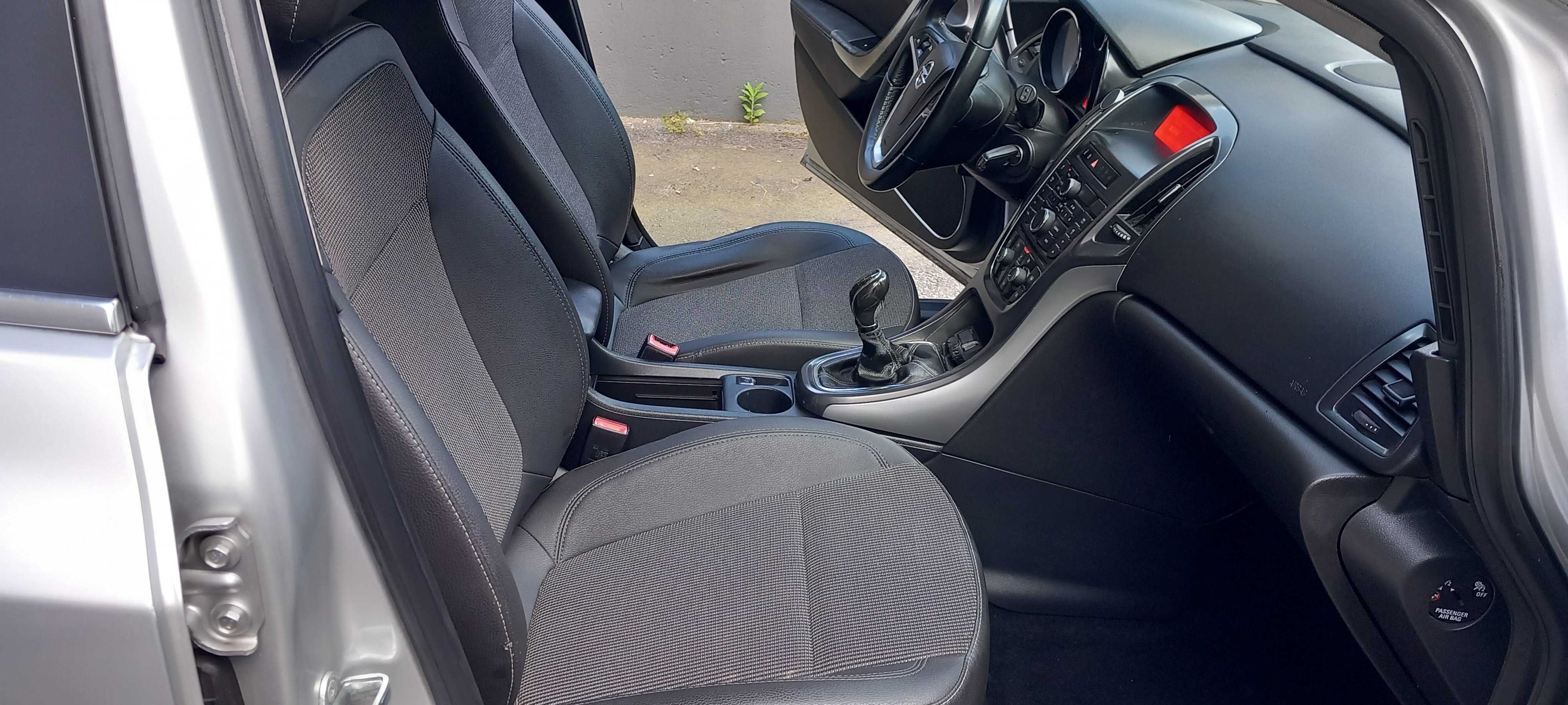 Opel Astra Sports Tourer 1.7 CDTI Cosmo 130CV Nacional