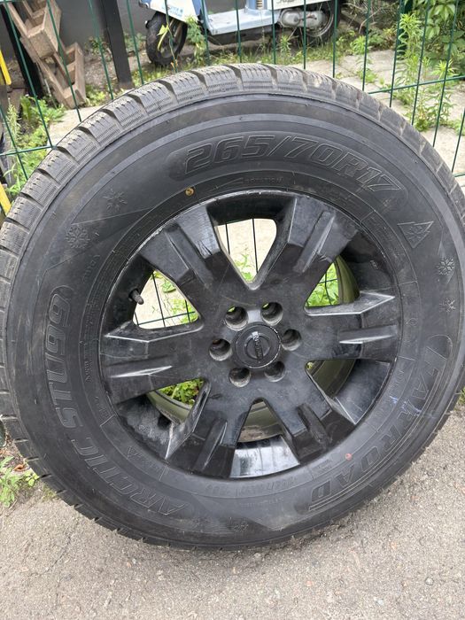 Farroad Arctic STU 99 265/70/R17 - зимова резина з дисками
