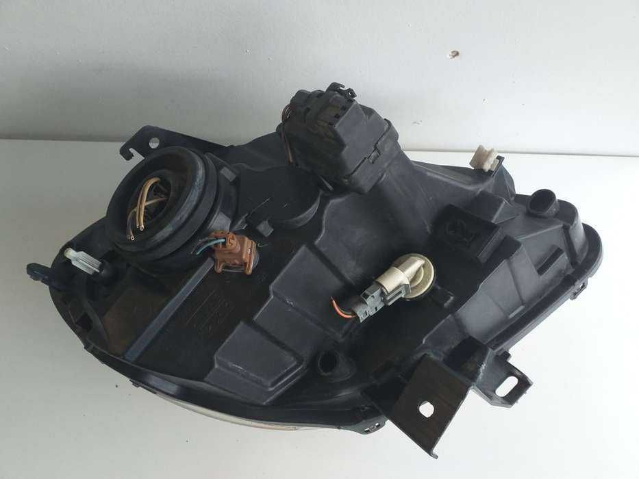Lampa przednia lewa Renault Kangoo 2 Europa
