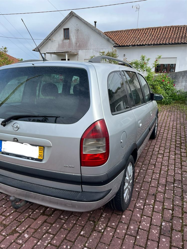 Venda Opel zafira 2.2