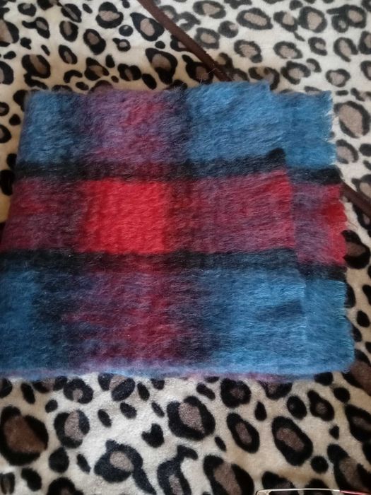 Продам на подарок шарф махеровый