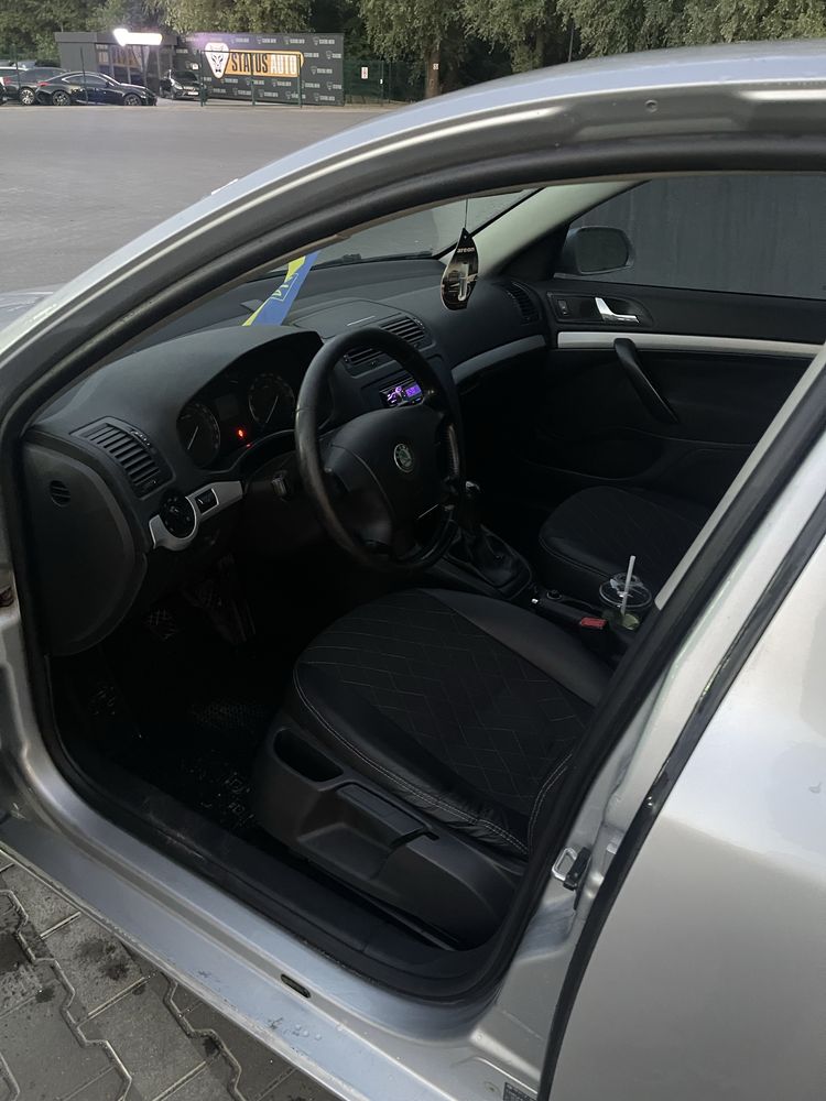 Skoda Oktavia 2008р в хорошому тех стані