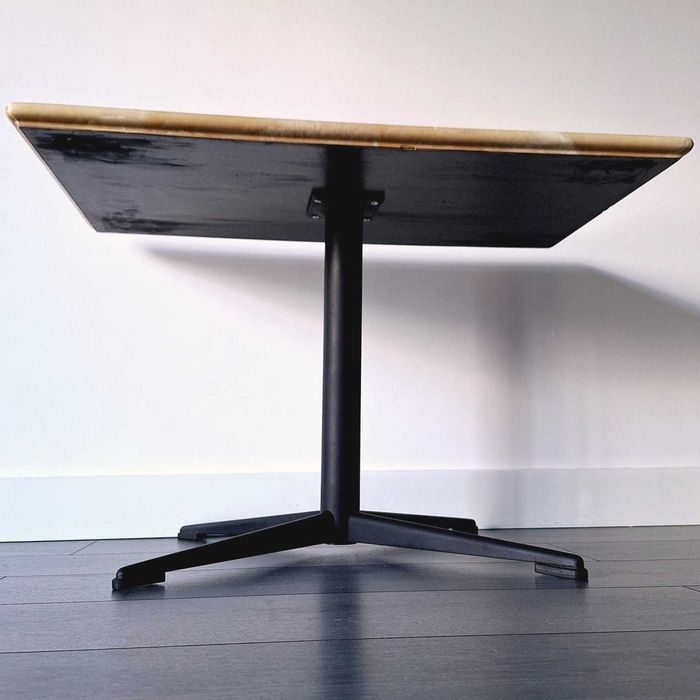 Mesa de centro vintage. Vintage Coffee Table