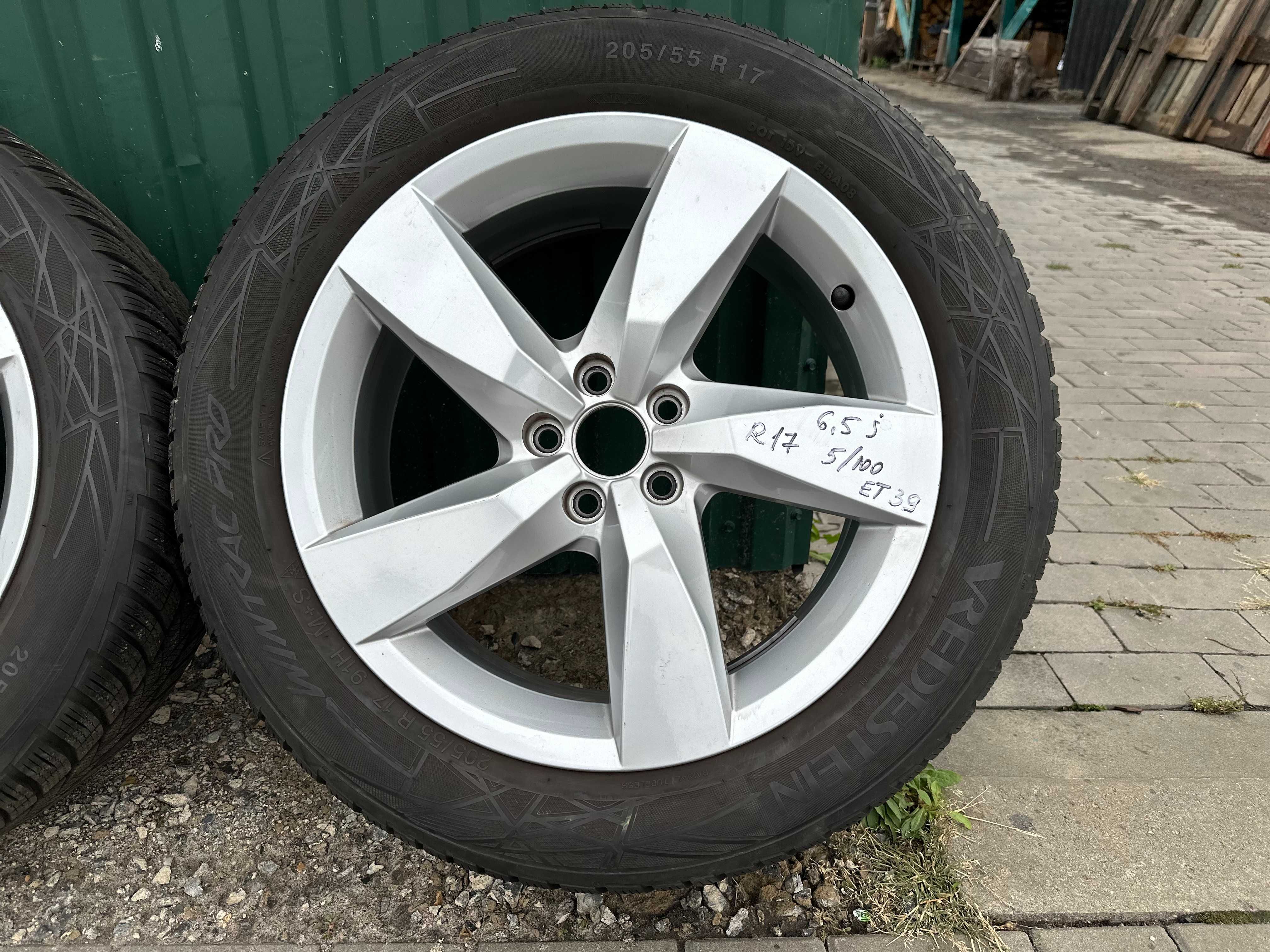 Диски 5/100 R17 6,5J ET39 T-Cross Skoda +205/55R17 Vredestein зима
