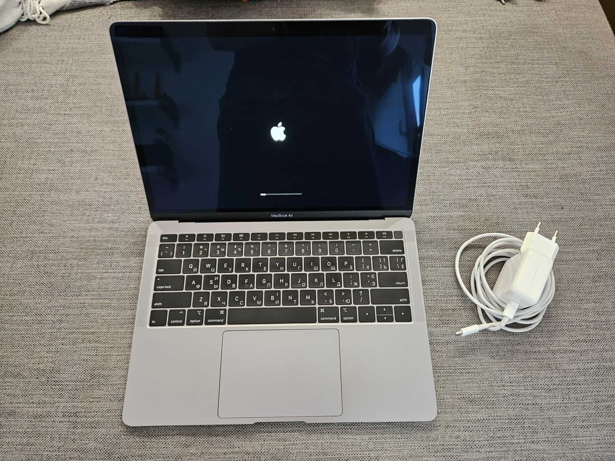 MacBook Air Retina 13" 2018 A1932 - i5 / 8GB RAM / 256GB SSD
