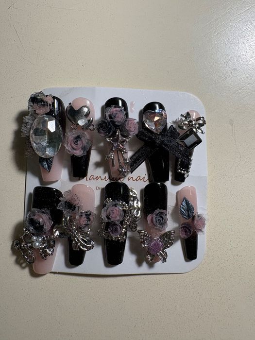 Накладні нігті 3 Д