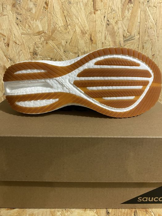 Беговые кроссовки Saucony