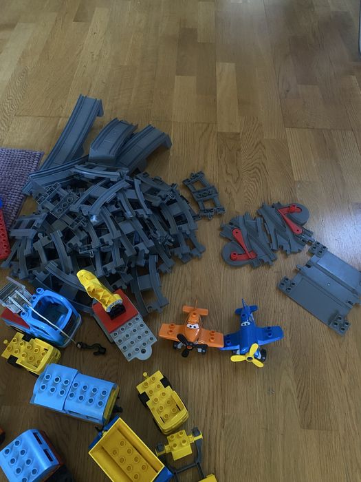 Lego duplo більше 4 х наборів