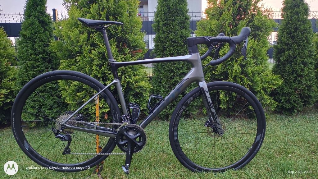 Rower szosowy Giant Defy.Advanced M