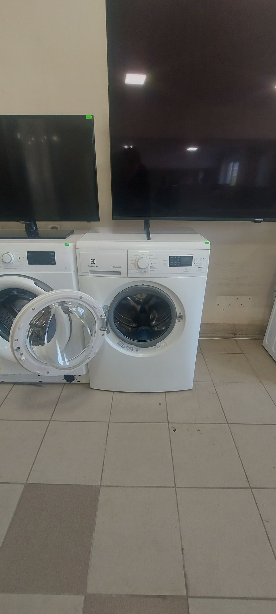 Пральна машина Electrolux 6кг