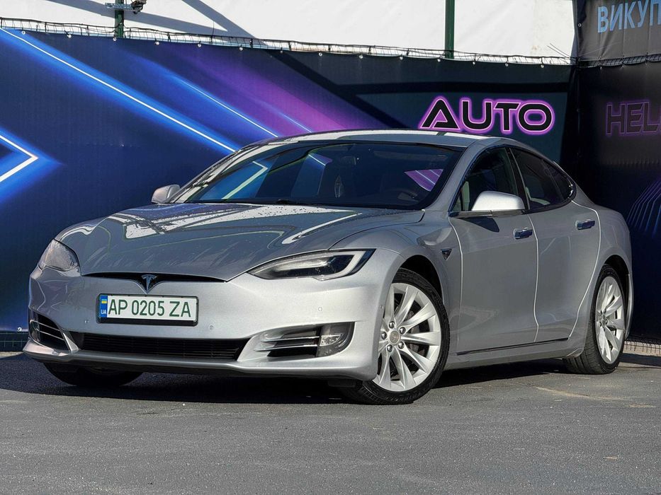Tesla Model S 2017, 75 кВт полный привод на пневме