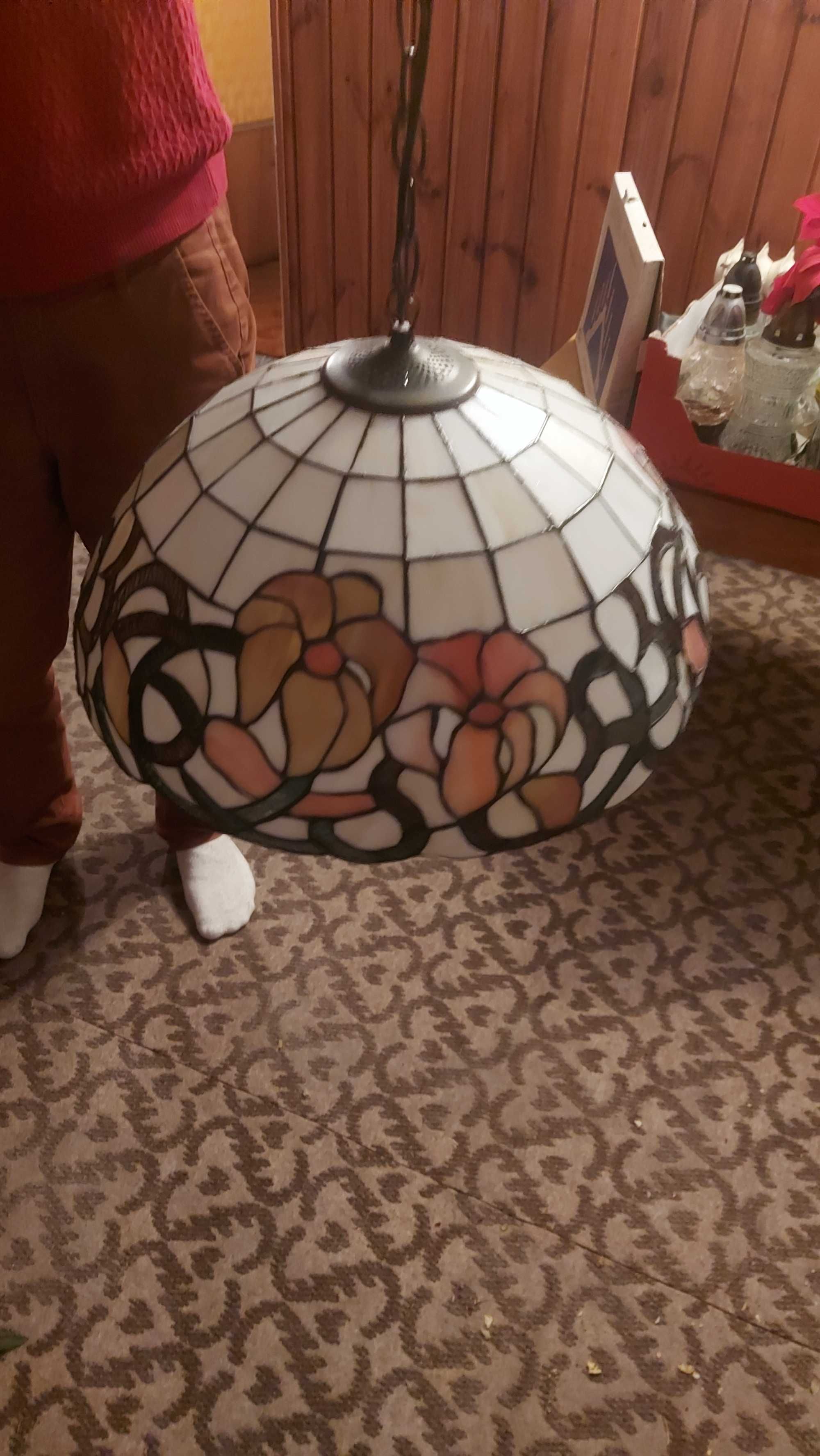 Piekna lampa witrażowa styl Tiffany