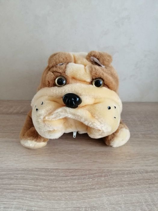 Bulldog – maskotka buldożek, brązowy szczeniak (ok. 26 cm)