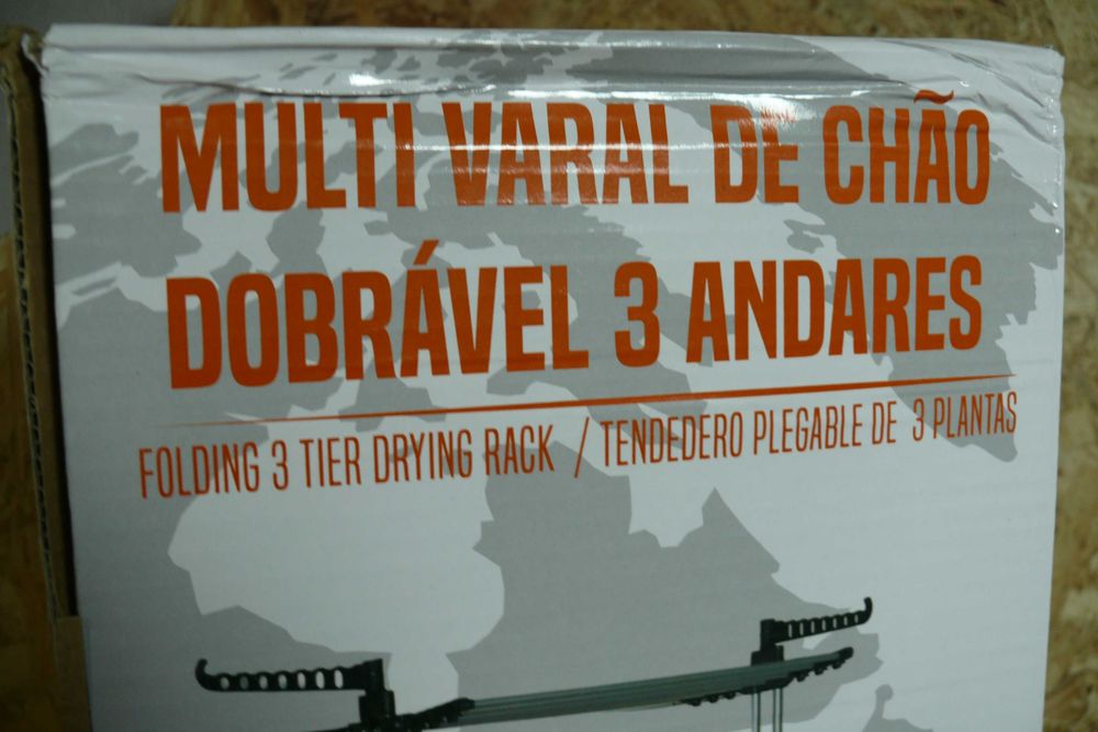 Estendal Dobrável para Roupa com Rodas