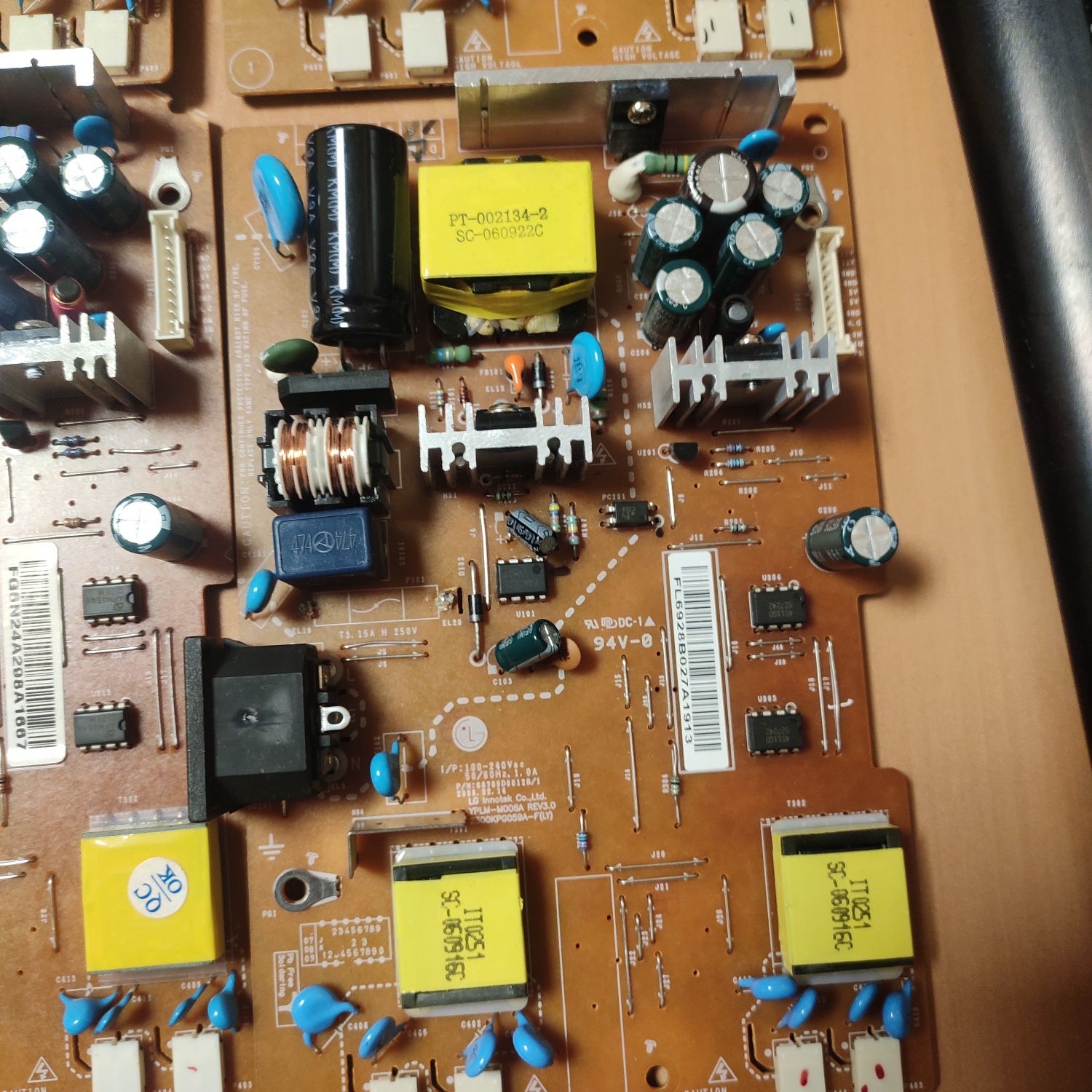 Плата монитора LG L1919 l1942 4 шт неиспр yplm-M006a