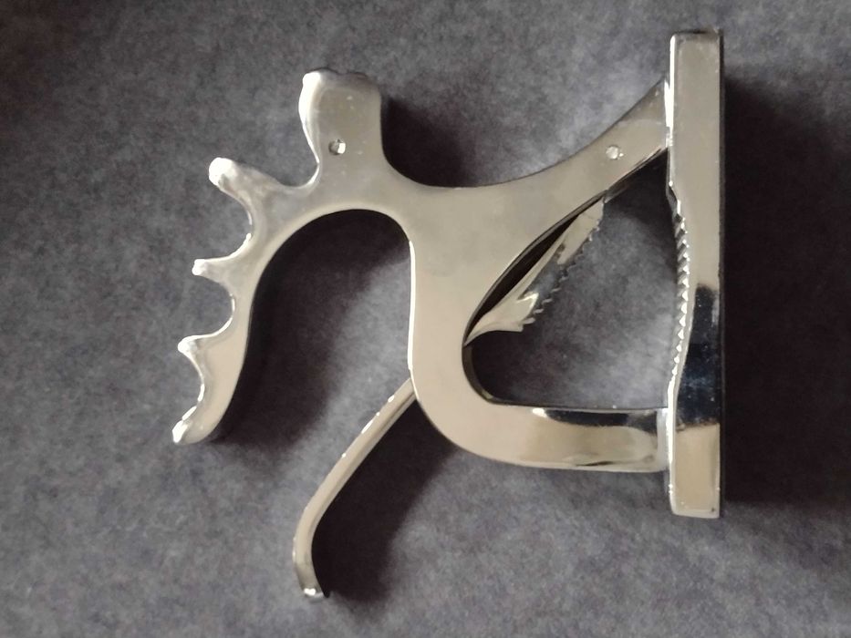 Ozdobny dziadek do orzechów w kształcie renifera