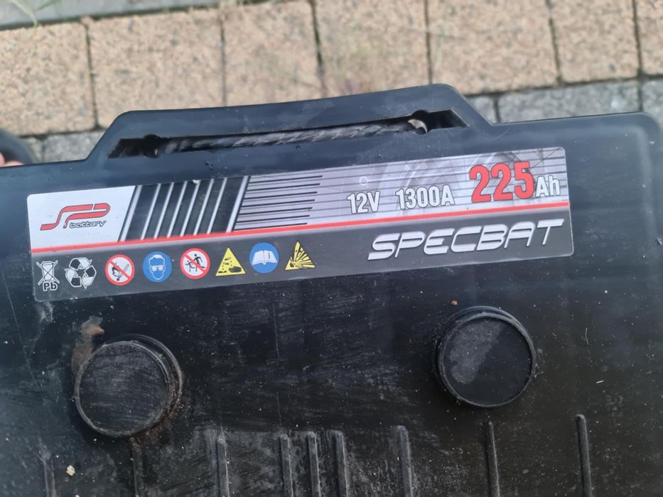 Akumulatory 12V 225 ah