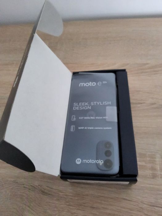 NOWY Smartfon Motorola e32s 3/32 Slate Grey