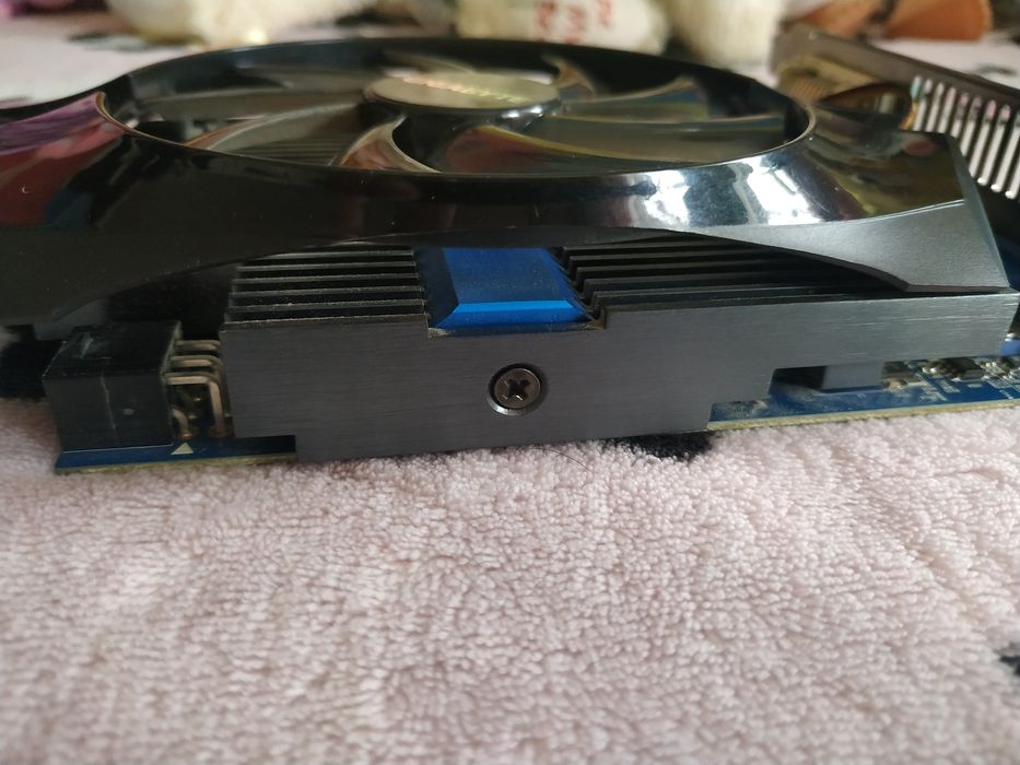 Видеокарта Gigabyte GTX 650 2Gb.
