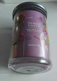 Yankee Candle - Hand Tied Blooms