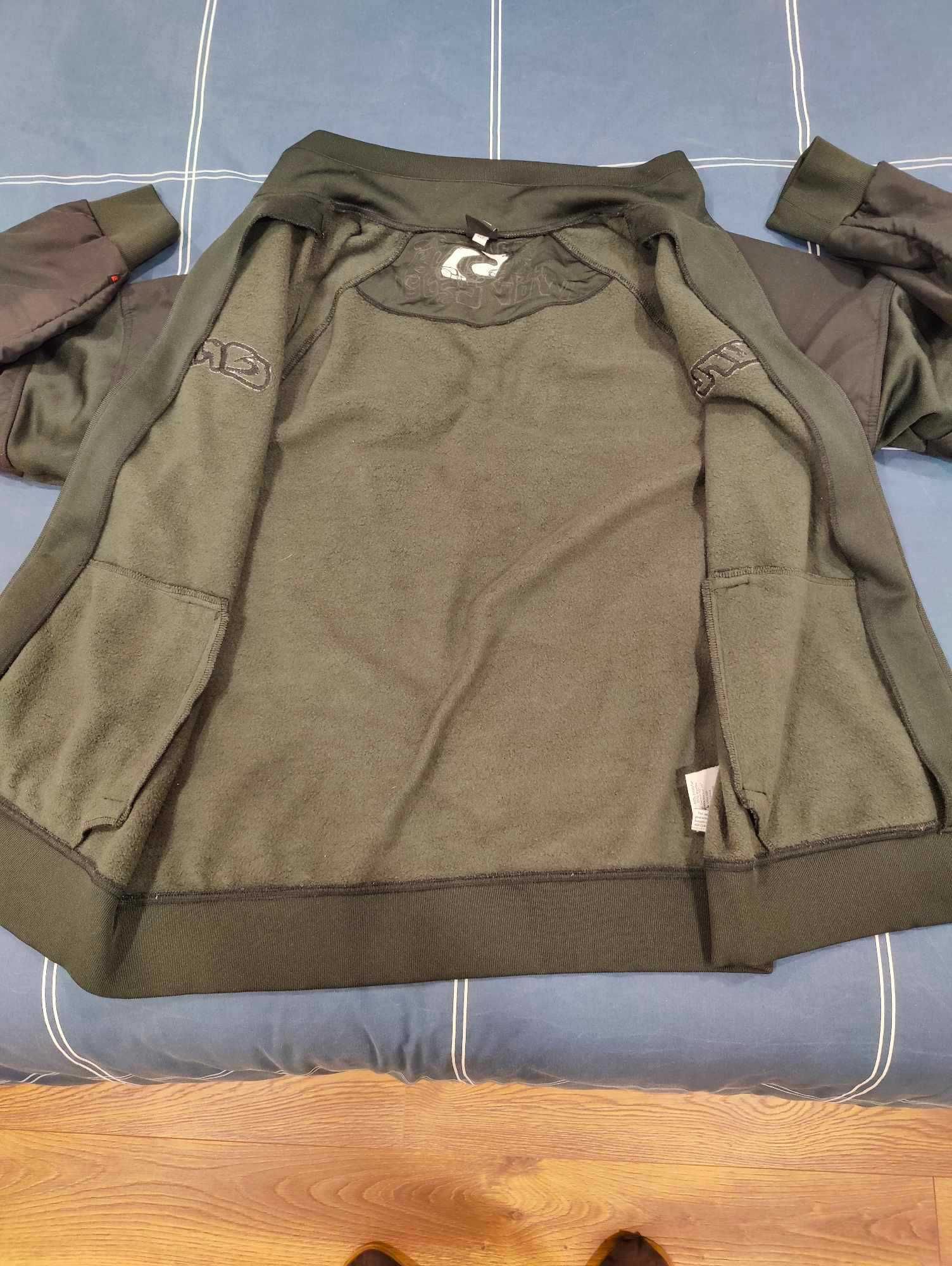 Casaco azul escuro Rip Curl tam. XL praticamente novo