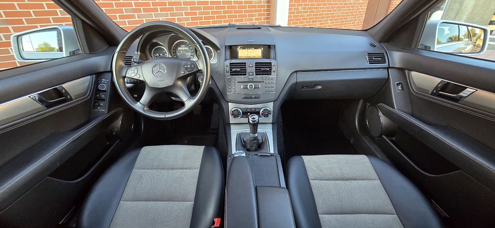 Mercedes-Benz C350 CDI V6