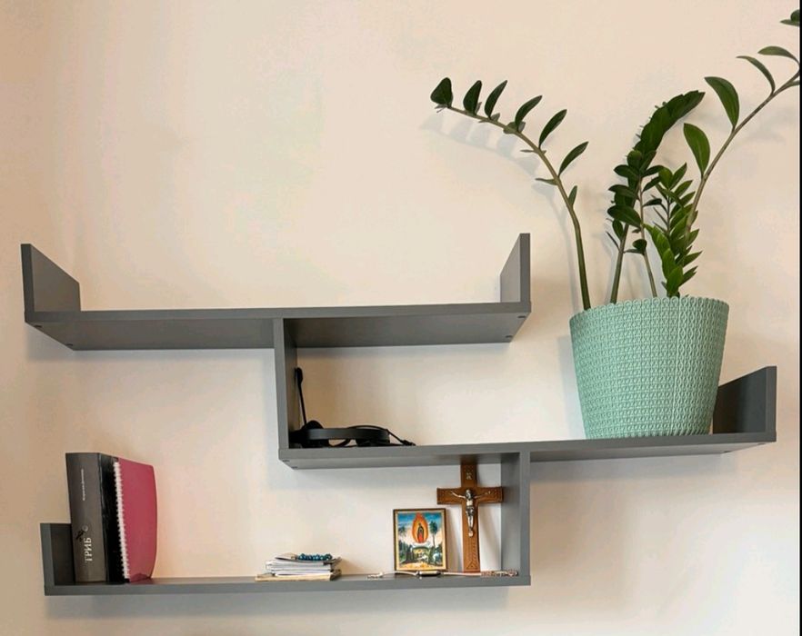 Поличка книжкова