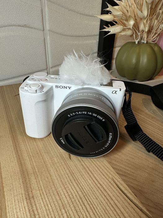 Фотоаппарат Sony Alpha ZV E10 || Content creators camera white