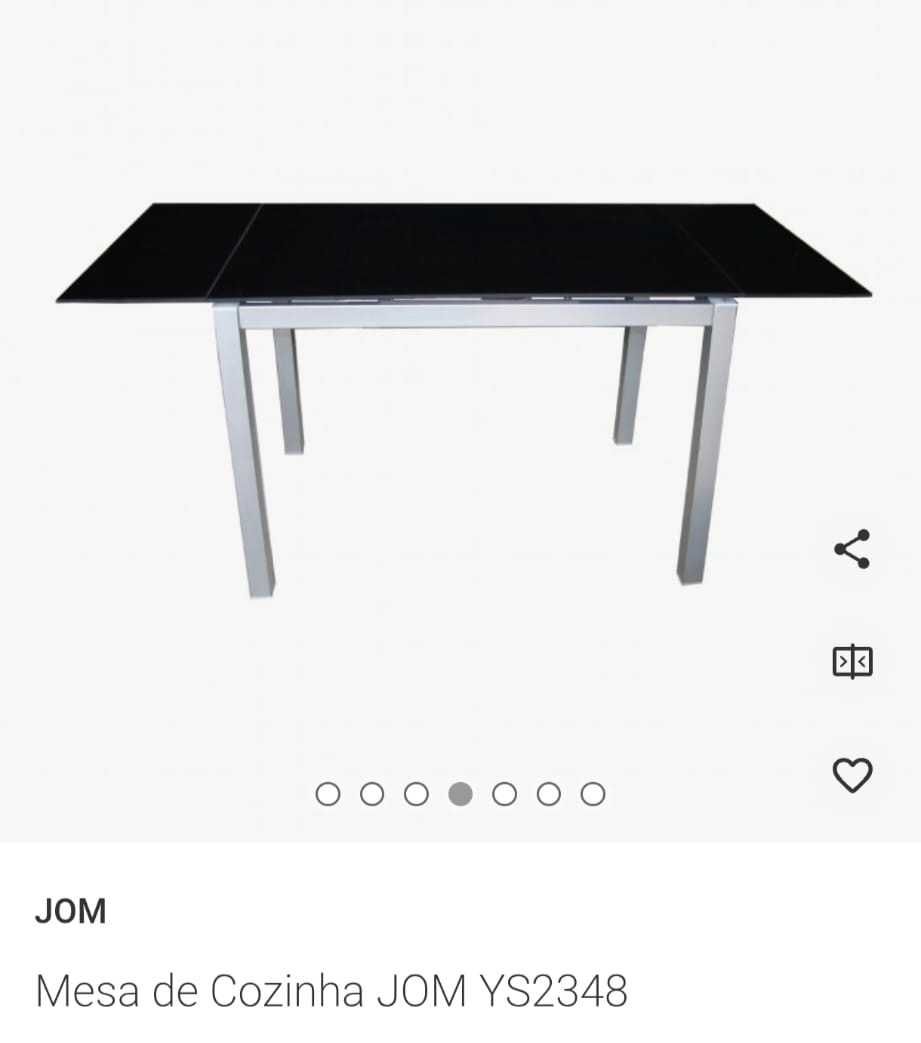 Mesa de cozinha extensível c/4 cadeiras sem uso.
