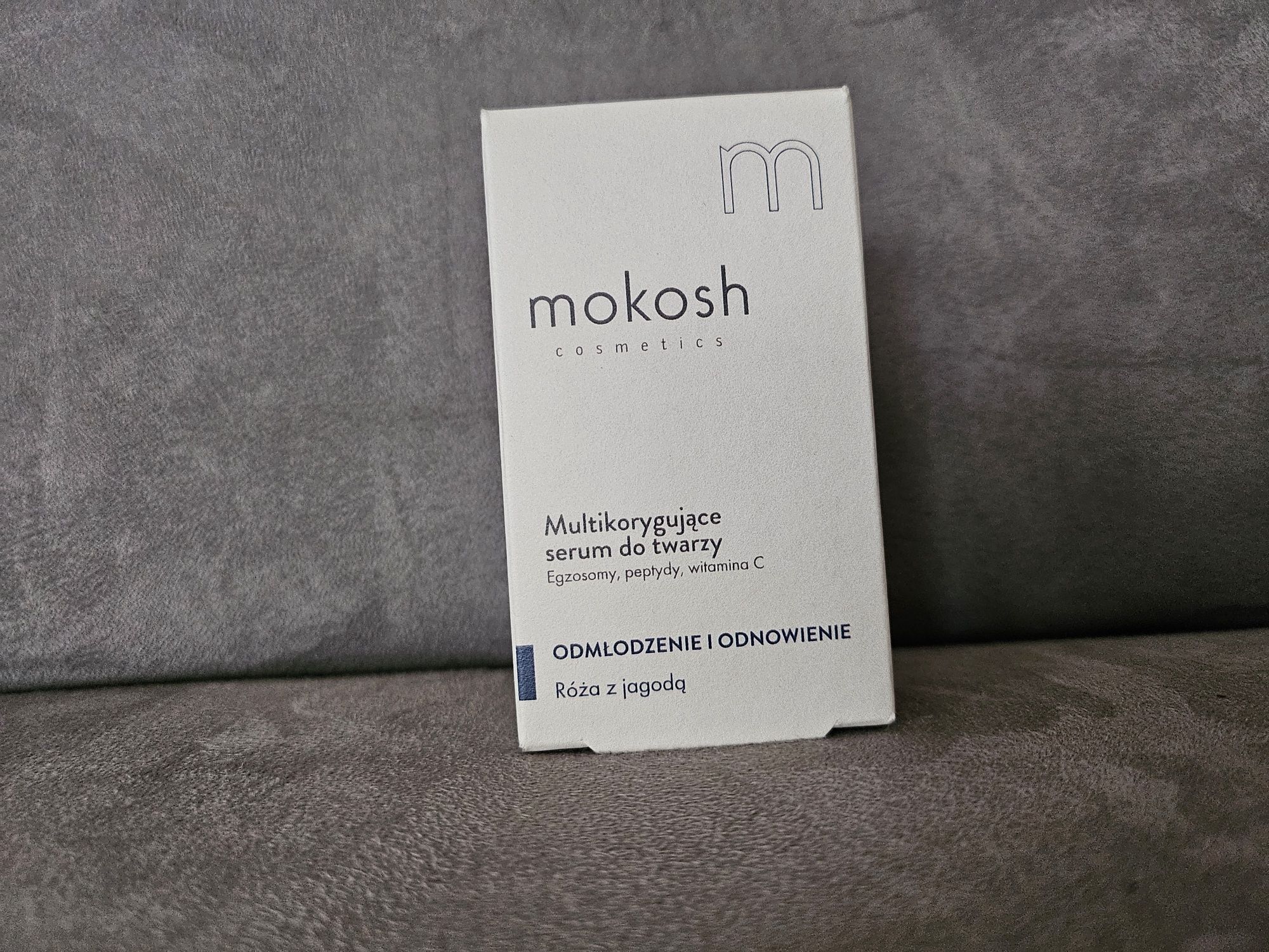 Mokosh multikorygujące serum do twarzy róża z jagodą egzosomy, peptydy