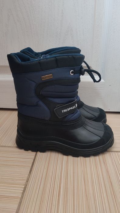 Зимові прорезинені чоботи Trespass waterproof, 31 р., 19,5 см