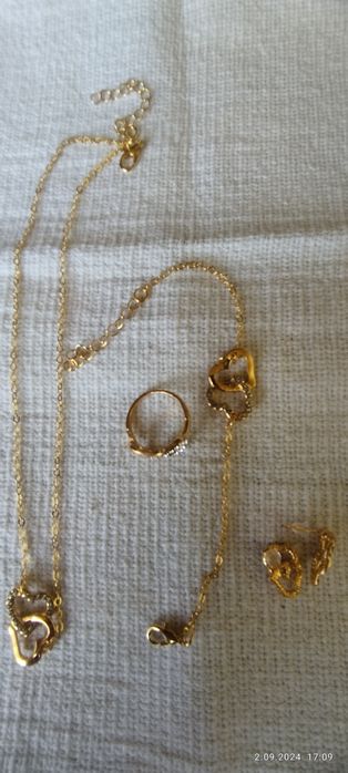 Zestaw biżuterii serca