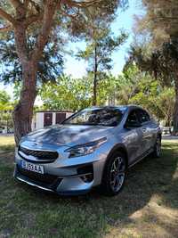 Kia Xceed + SRF PHEV