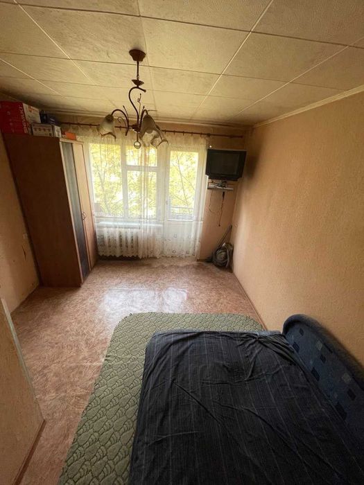 Продам квартиру однокімнатну