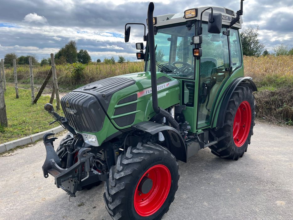 Fendt 209F TMS miękka oś TUZ ciągnik sadowniczy 2015r 4500mth