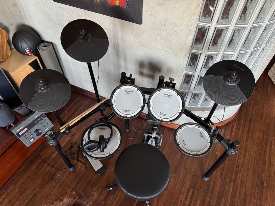 Perkusja elektroniczna Roland TD07 MDK + stopa, stołek, słuchawki