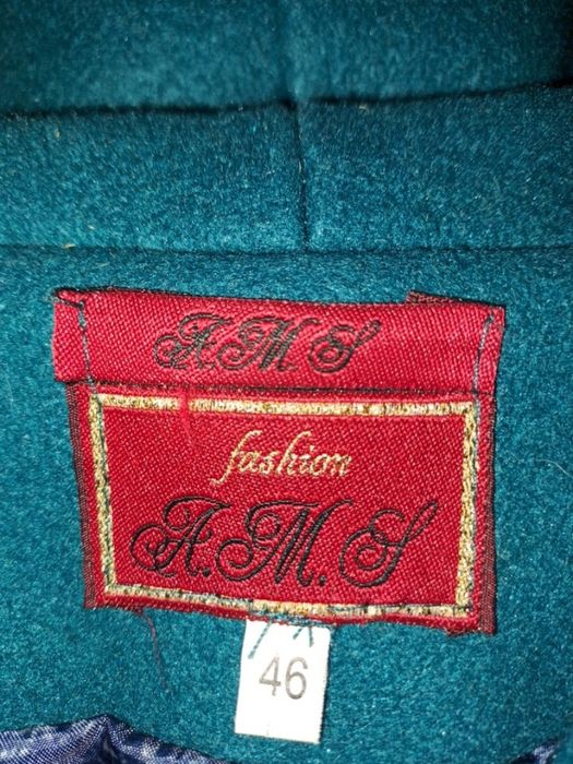 Жіноче пальто на холодну осінь чи весну