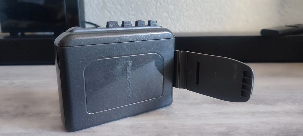 Продам касетний плеєр