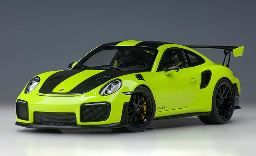 Porsche 911 (991.2) GT2 RS Weissach AUTOart 1:18 — Acid Green