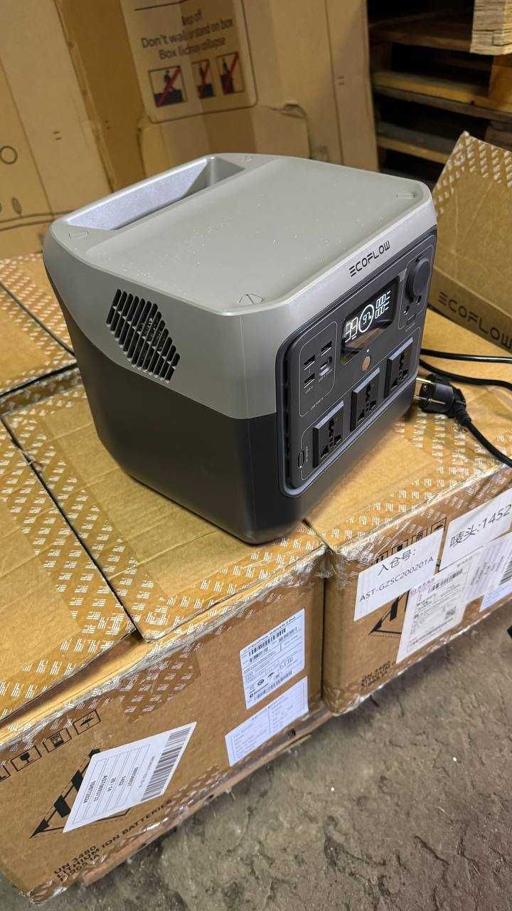 Зарядна станція EcoFlow RIVER 2 Pro  ( 800Вт) 768 Вт*год