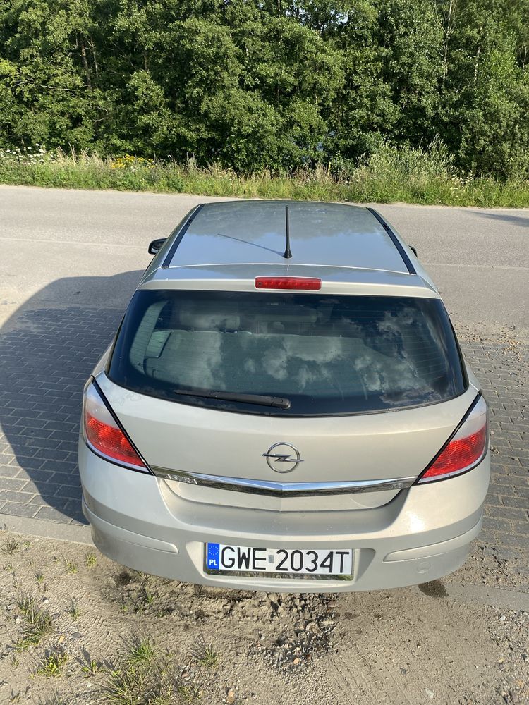 Opel Astra H 1.8 b