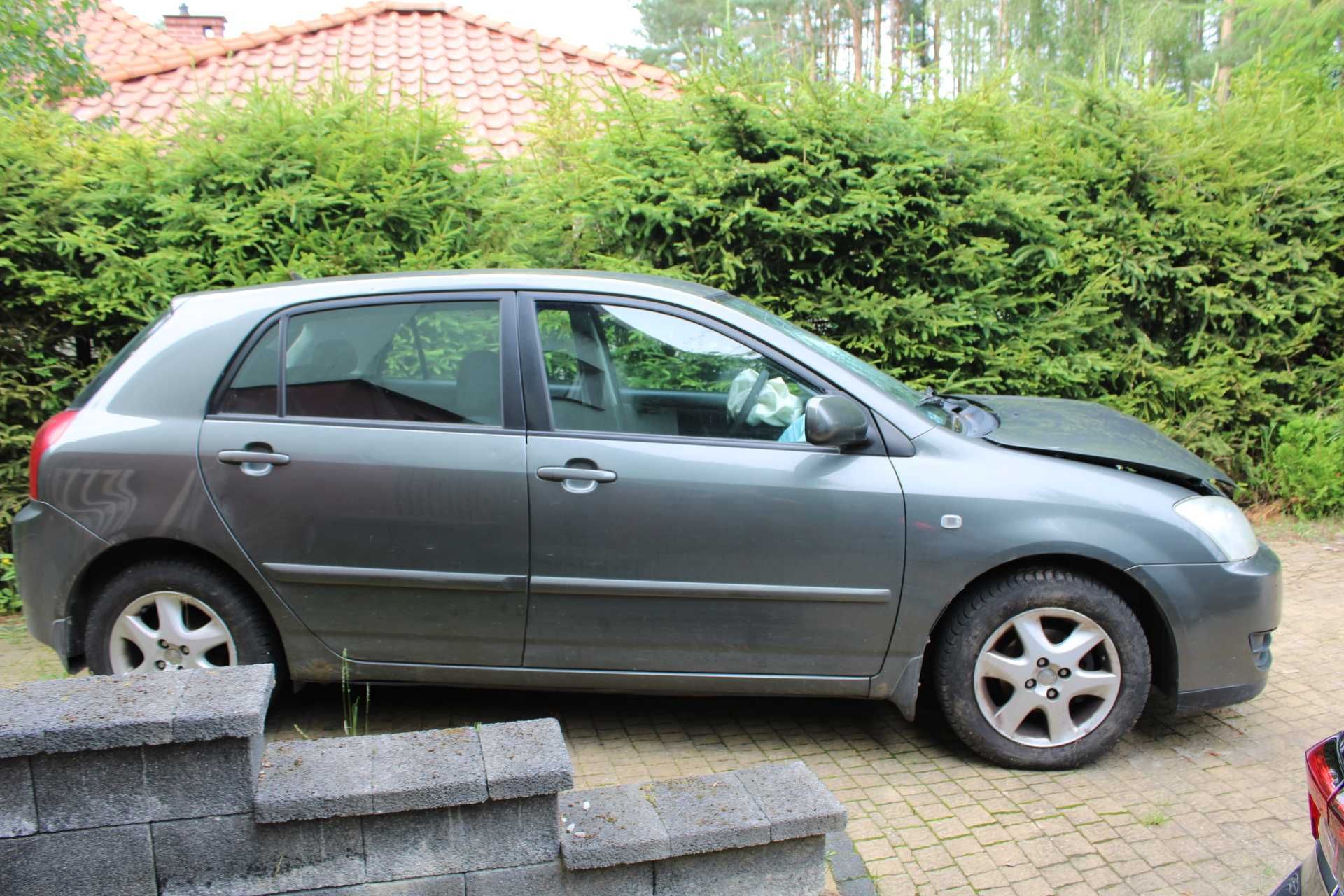 USZKODZONY Toyota Corolla E12