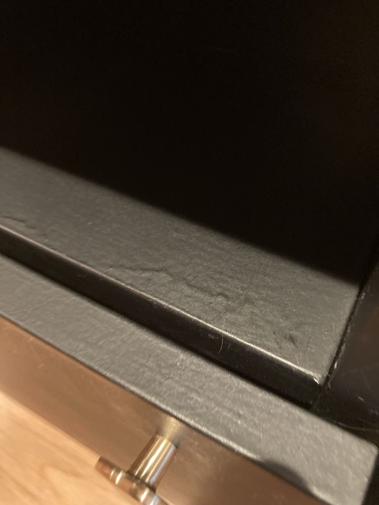 Aparador BESTA IKEA com portas