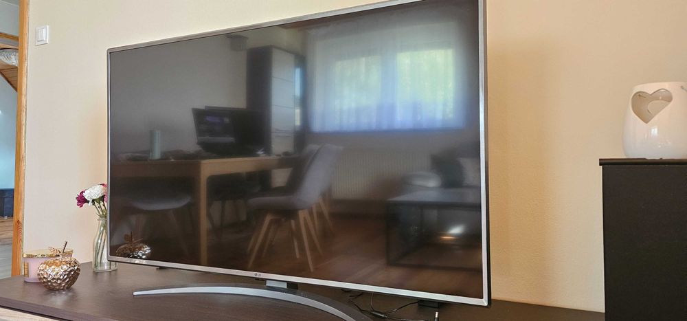 LG 50UM7600PLB 50" 4K UHD Smart TV z pilotem Magic