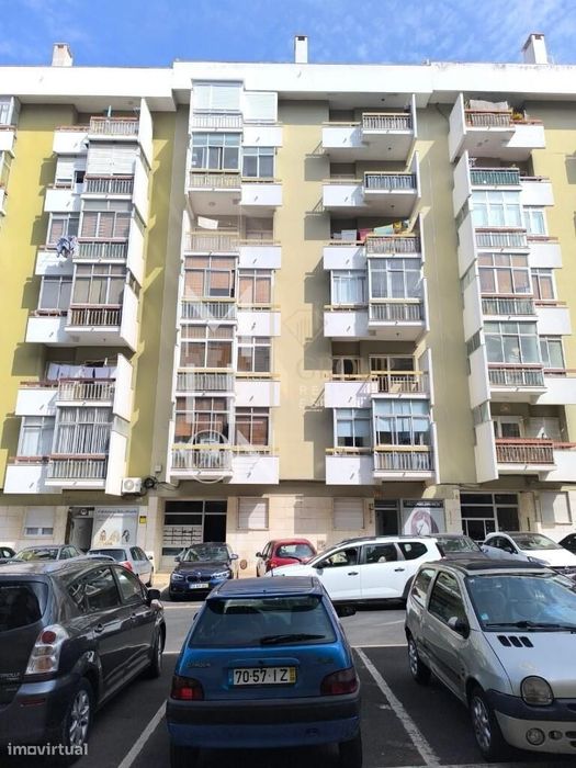 Apartamento T2 | Localização Premium em remodelação total