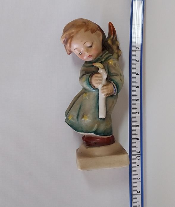 Lindíssima estatueta de anjo em porcelana Alemã Hummel Goebel