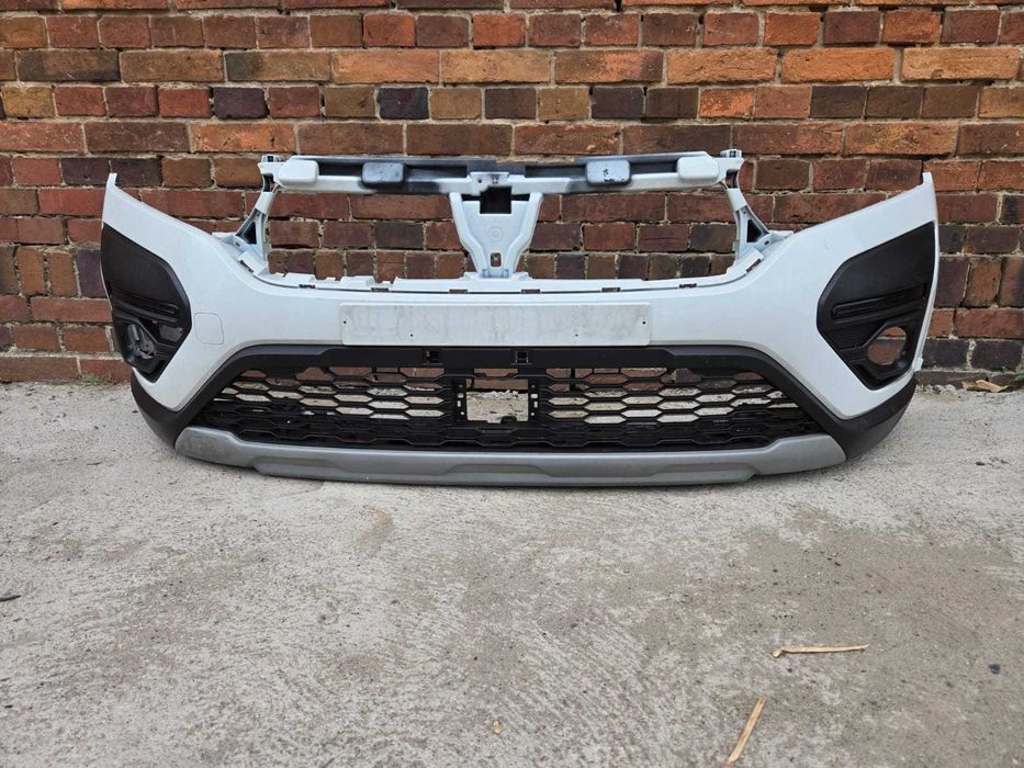 Dacia Sandero III Stepway Lift 20- zderzak przedni oryginalny